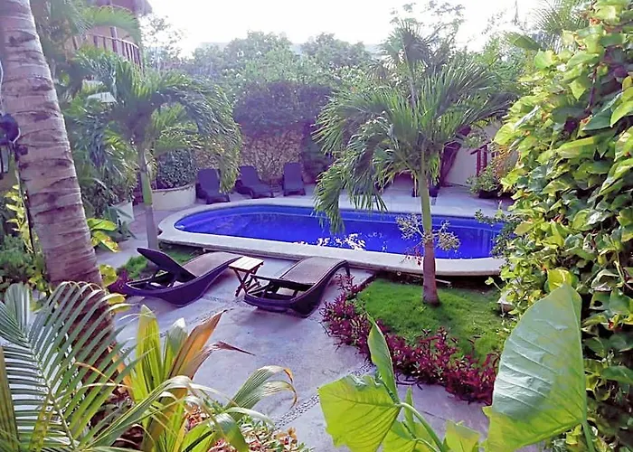 Akalan Aparthotel 4*